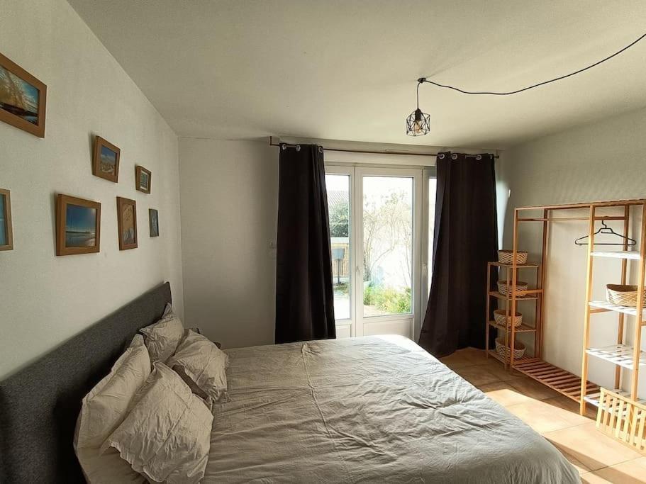 Maison 6 Pers Proche Plage De Tanchet La Pironnière エクステリア 写真